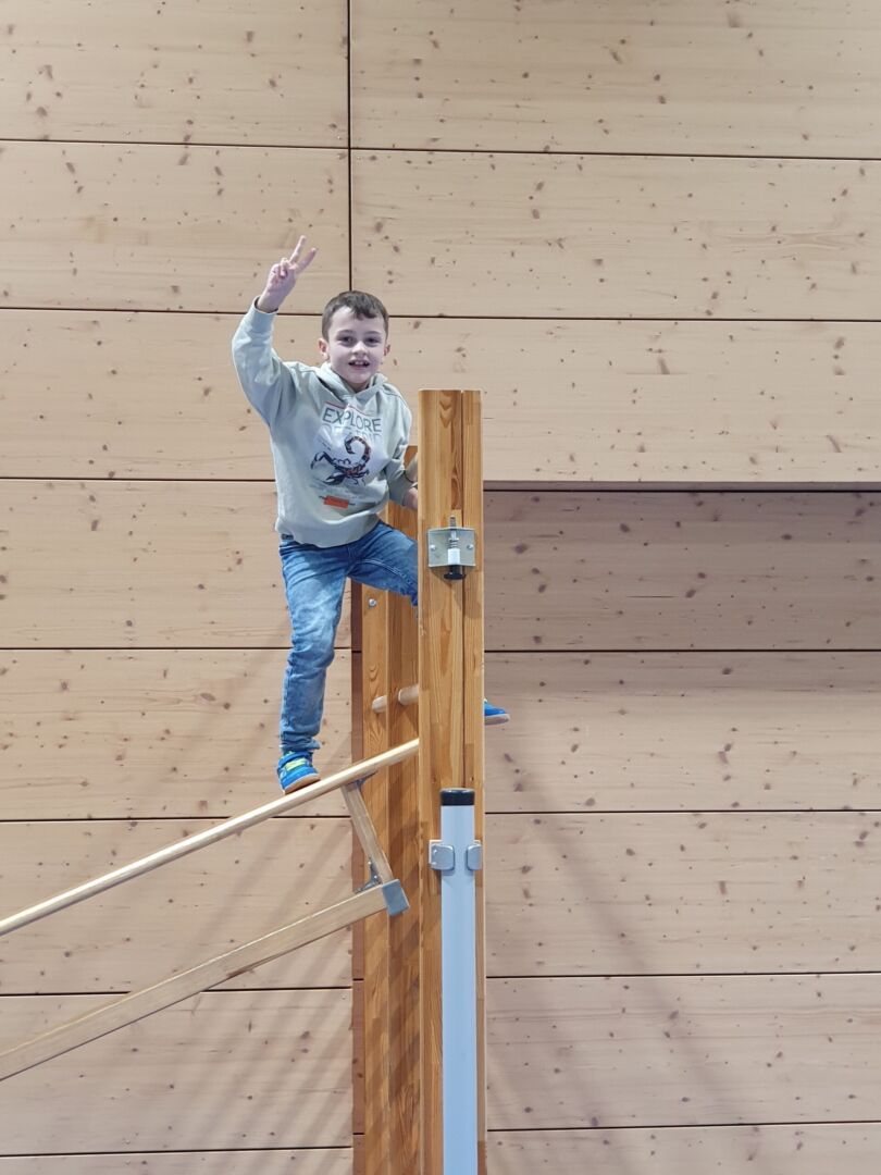 Beitrag_Nikolausparcour_Klettern